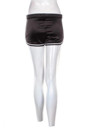 Dámske kraťasy  Cropp, Veľkosť S, Farba Čierna, Cena  8,70 €