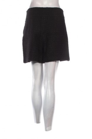 Damen Shorts Dika, Größe M, Farbe Schwarz, Preis € 17,39