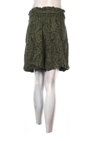 Damskie szorty Editor's Cut, Rozmiar XL, Kolor Kolorowy, Cena 61,99 zł