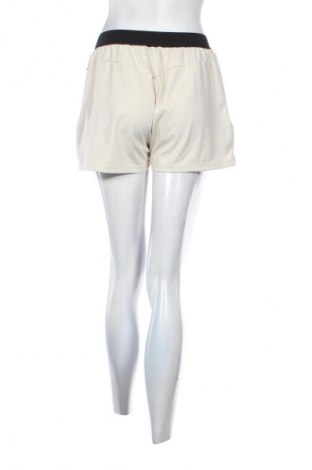 Női rövidnadrág Ellesse, Méret M, Szín Bézs, Ár 3 997 Ft