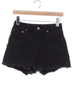 Дамски къс панталон Levi's, Размер XS, Цвят Черен, Цена 48,88 лв.