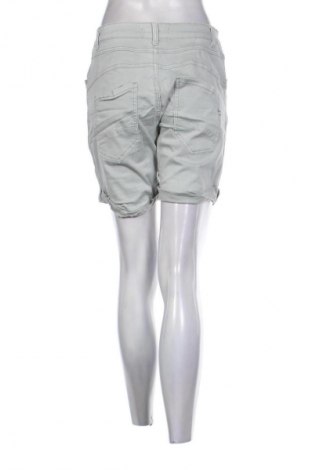 Дамски къс панталон Lexxury, Размер S, Цвят Сив, Цена 19,04 лв.