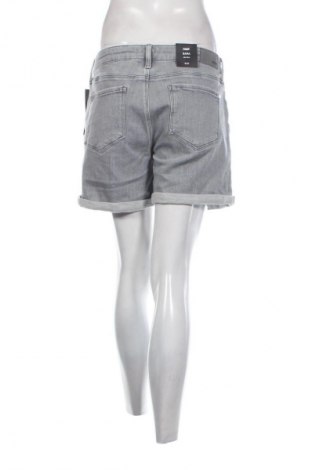 Дамски къс панталон Mavi, Размер XL, Цвят Сив, Цена 77,99 лв.
