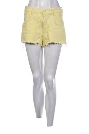 Γυναικείο κοντό παντελόνι Mavi, Μέγεθος M, Χρώμα Κίτρινο, Τιμή 17,39 €
