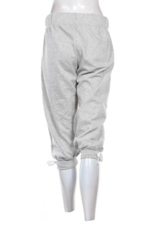 Γυναικείο κοντό παντελόνι Okay, Μέγεθος XL, Χρώμα Γκρί, Τιμή 5,99 €