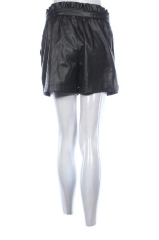 Dámské kraťasy  Primark, Velikost M, Barva Černá, Cena  289,00 Kč