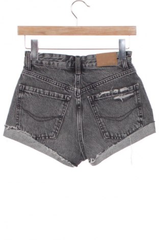Női rövidnadrág Pull&Bear, Méret XXS, Szín Szürke, Ár 3 910 Ft