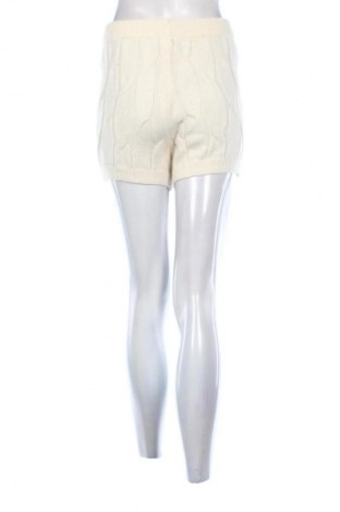 Дамски къс панталон SHEIN, Размер S, Цвят Бял, Цена 19,00 лв.