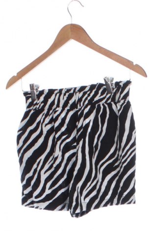 Dámske kraťasy  Sinsay, Veľkosť XS, Farba Viacfarebná, Cena  9,72 €