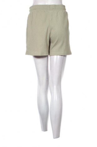 Дамски къс панталон Sinsay, Размер S, Цвят Зелен, Цена 19,00 лв.
