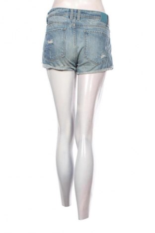 Γυναικείο κοντό παντελόνι Stradivarius, Μέγεθος S, Χρώμα Μπλέ, Τιμή 9,72 €