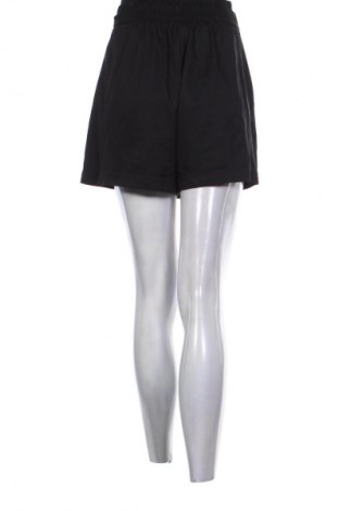 Dámske kraťasy  Terranova, Veľkosť L, Farba Čierna, Cena  9,72 €