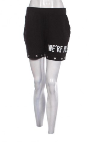 Női rövidnadrág Unbranded, Méret M, Szín Sokszínű, Ár 3 800 Ft
