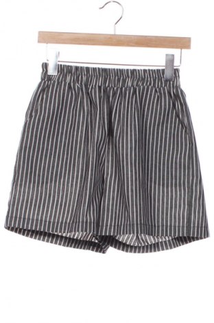 Pantaloni scurți de femei Unbranded, Mărime XS, Culoare Multicolor, Preț 50,10 Lei