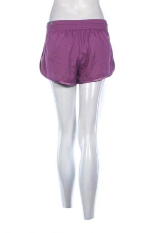 Damen Shorts United Colors Of Benetton, Größe M, Farbe Lila, Preis € 24,00