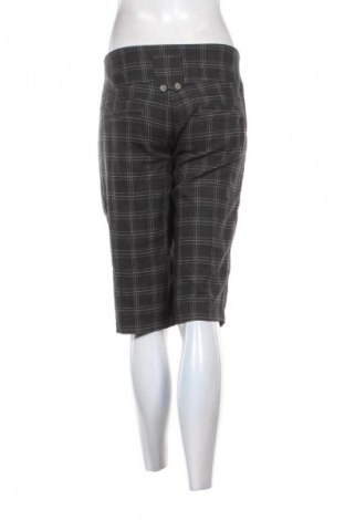 Pantaloni scurți de femei Vero Moda, Mărime XL, Culoare Multicolor, Preț 34,99 Lei