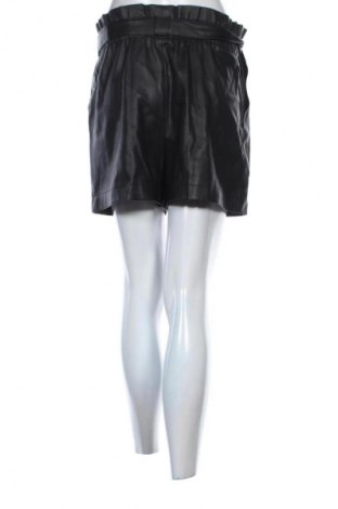 Γυναικείο κοντό παντελόνι Zara, Μέγεθος S, Χρώμα Μαύρο, Τιμή 9,99 €