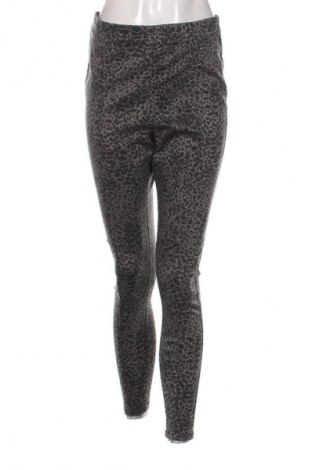 Damskie legginsy F&F, Rozmiar L, Kolor Kolorowy, Cena 43,68 zł