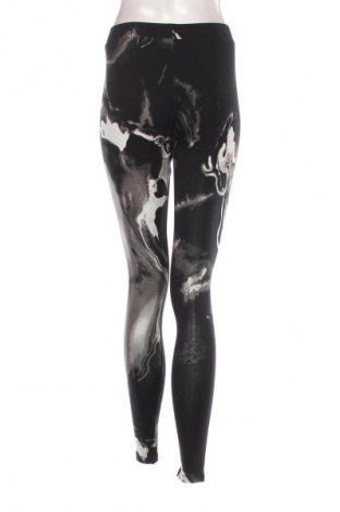 Дамски клин H&M Divided, Размер M, Цвят Многоцветен, Цена 5,11 €