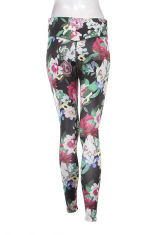 Női leggings Nike, Méret M, Szín Sokszínű, Ár 9 619 Ft