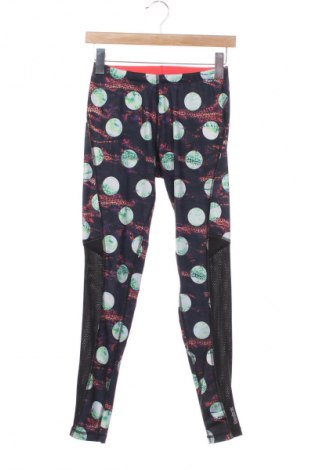 Дамски клин Reebok, Размер XS, Цвят Многоцветен, Цена 33,97 лв.