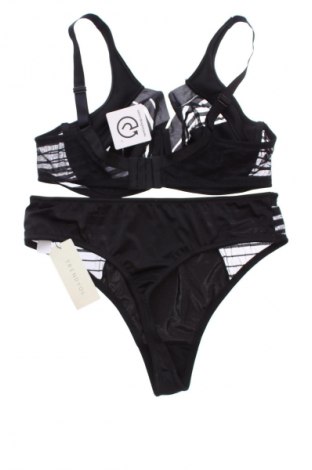 Damen-Set Trendyol, Größe 3XL, Farbe Schwarz, Preis 31,68 €