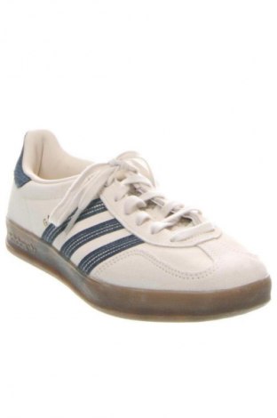 Дамски обувки Adidas Originals, Размер 39, Цвят Екрю, Цена 204,99 лв.