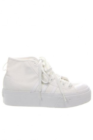 Дамски обувки Adidas Originals, Размер 39, Цвят Бял, Цена 204,99 лв.