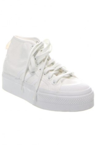 Дамски обувки Adidas Originals, Размер 39, Цвят Бял, Цена 204,99 лв.