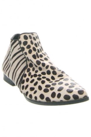 Дамски обувки Bata, Размер 37, Цвят Многоцветен, Цена 88,00 лв.