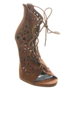 Γυναικεία παπούτσια Body Flirt, Μέγεθος 38, Χρώμα Καφέ, Τιμή 31,68 €