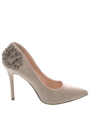 Női cipők Catwalk, Méret 40, Szín Bézs, Ár 28 000 Ft