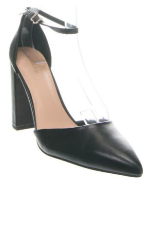 Obuwie damskie Even&Odd, Rozmiar 44, Kolor Czarny, Cena 166,99 zł