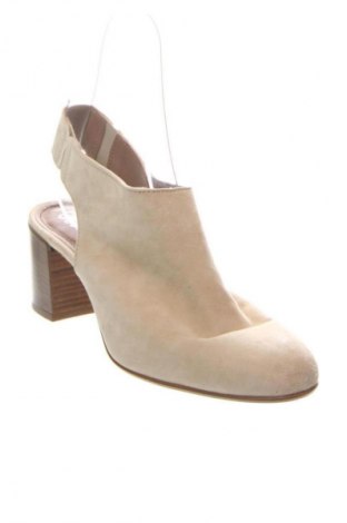 Дамски обувки Gusto, Размер 40, Цвят Бежов, Цена 76,25 лв.