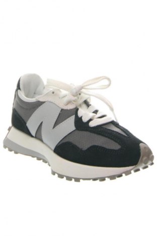 Дамски обувки New Balance, Размер 38, Цвят Многоцветен, Цена 167,99 лв.