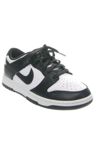 Dámske topánky  Nike, Veľkosť 40, Farba Viacfarebná, Cena  124,95 €