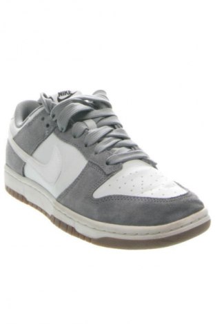 Încălțăminte de damă Nike, Mărime 40, Culoare Multicolor, Preț 644,99 Lei