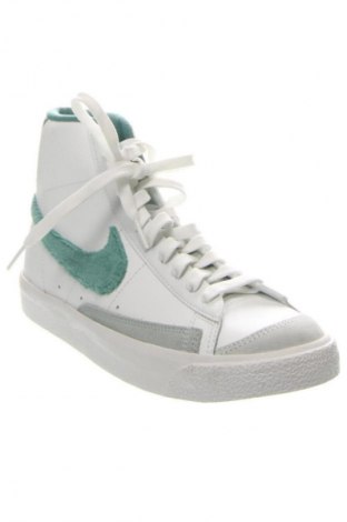 Încălțăminte de damă Nike, Mărime 39, Culoare Multicolor, Preț 644,99 Lei