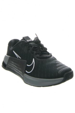 Дамски обувки Nike, Размер 41, Цвят Черен, Цена 167,99 лв.