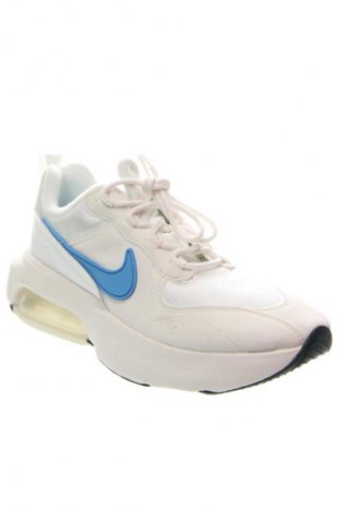 Дамски обувки Nike, Размер 40, Цвят Бял, Цена 204,99 лв.