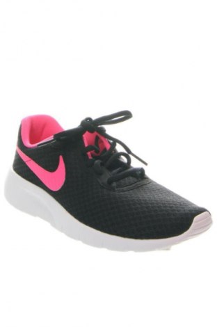 Női cipők Nike, Méret 38, Szín Sokszínű, Ár 40 584 Ft