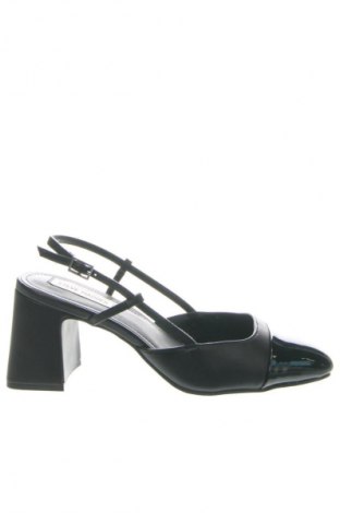 Дамски обувки Steve Madden, Размер 42, Цвят Черен, Цена 167,99 лв.