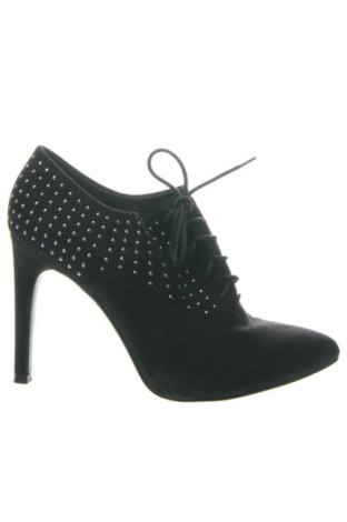 Obuwie damskie Tendenz, Rozmiar 40, Kolor Kolorowy, Cena 117,24 zł