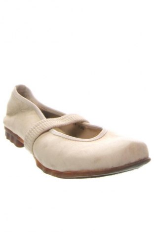 Дамски обувки Unbranded, Размер 38, Цвят Бежов, Цена 76,13 лв.