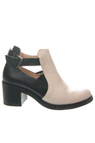 Obuwie damskie Unbranded, Rozmiar 39, Kolor Kolorowy, Cena 174,71 zł