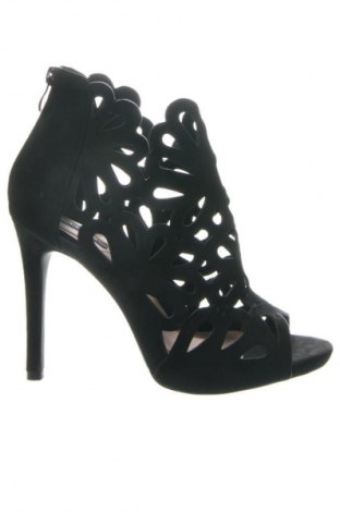 Дамски обувки Vices, Размер 40, Цвят Черен, Цена 87,98 лв.