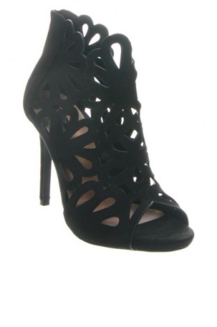 Дамски обувки Vices, Размер 40, Цвят Черен, Цена 87,98 лв.