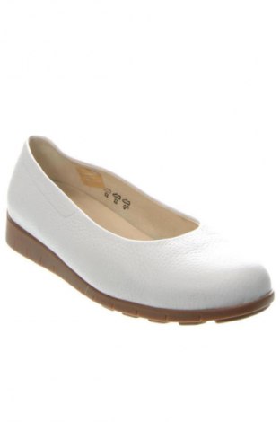 Дамски обувки Waldlaufer, Размер 43, Цвят Бял, Цена 142,99 лв.