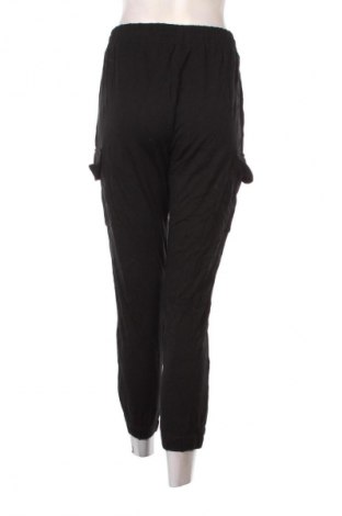 Damskie spodnie Amisu, Rozmiar L, Kolor Czarny, Cena 32,99 zł