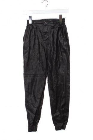 Női nadrág Bershka, Méret XXS, Szín Fekete, Ár 4 299 Ft